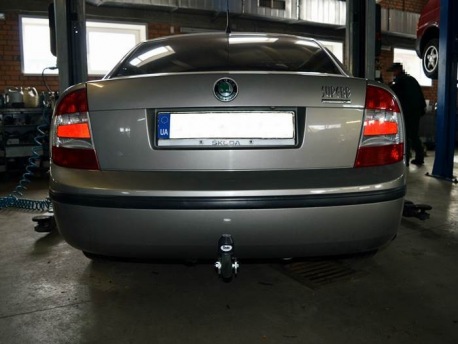 Фото Фаркоп Skoda Superb 2002-2008